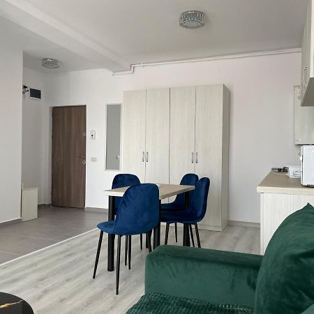 Aquazure Studio Residence Navodari Luaran gambar