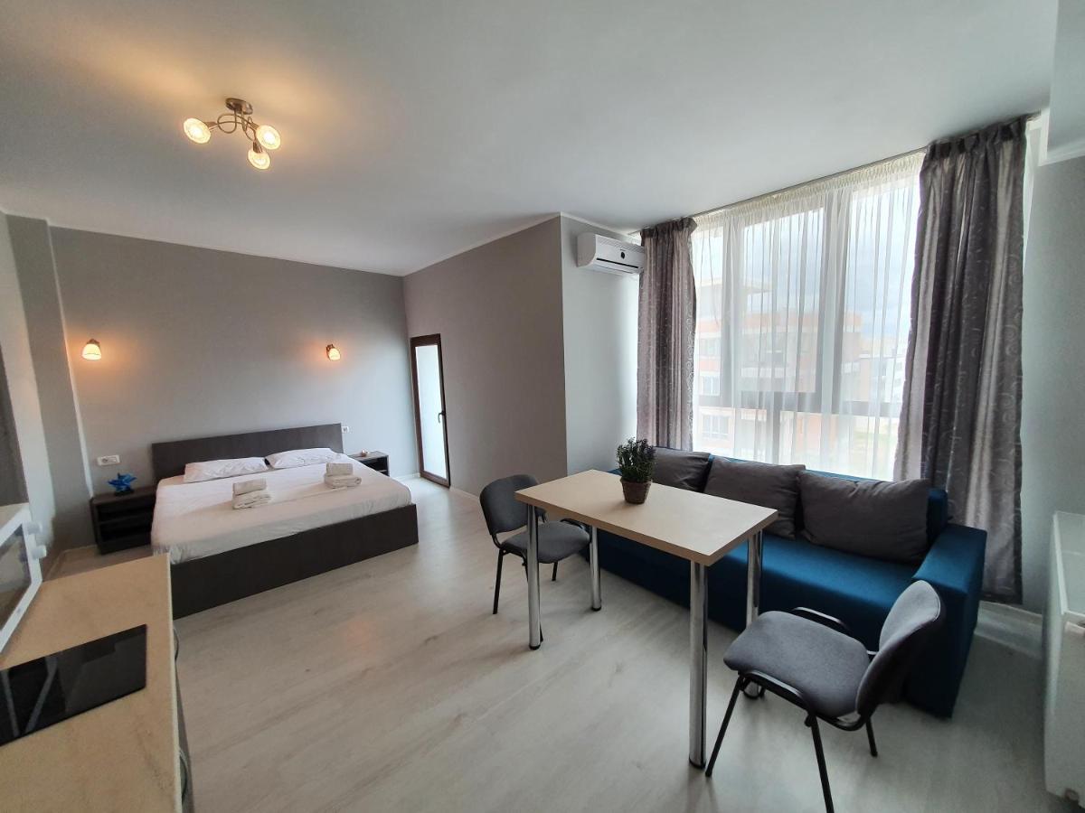 Aquazure Studio Residence Navodari Luaran gambar