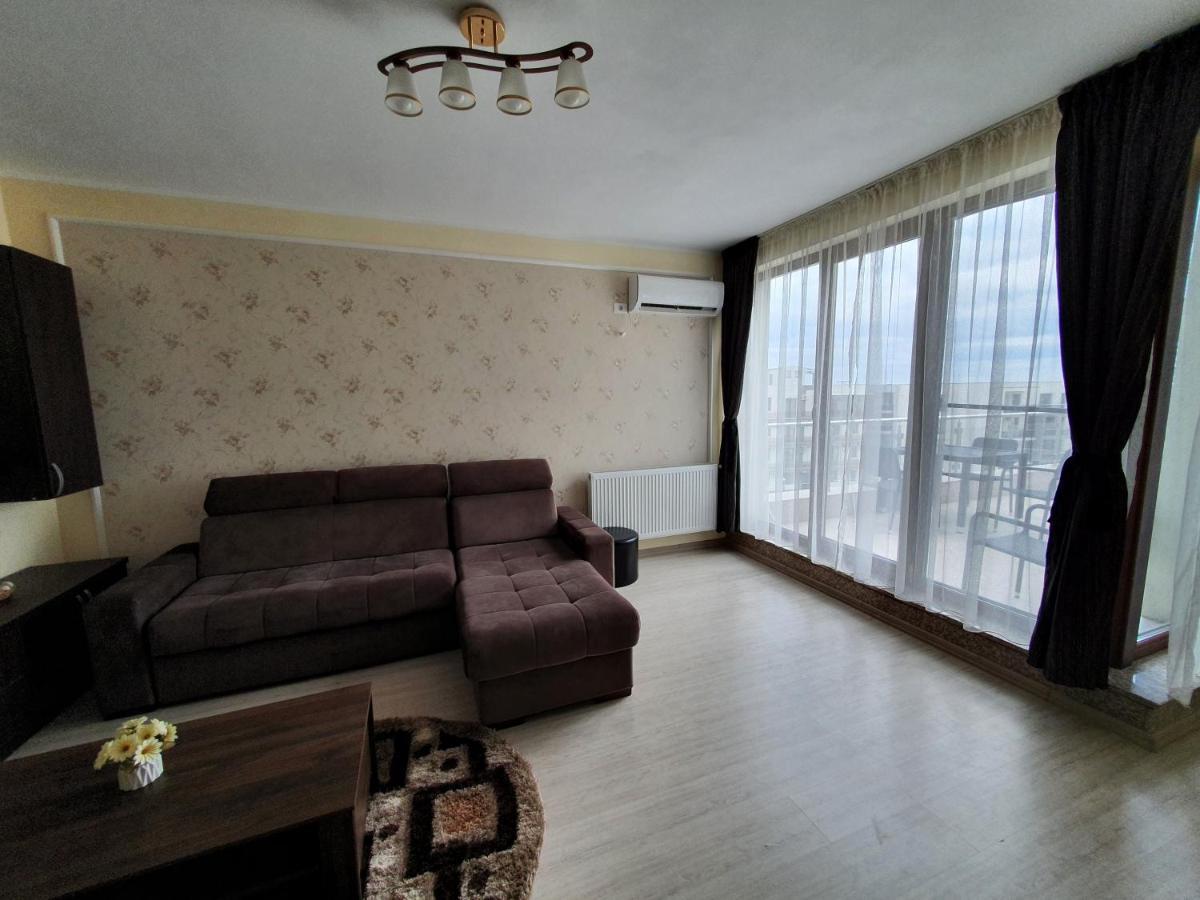 Aquazure Studio Residence Navodari Luaran gambar