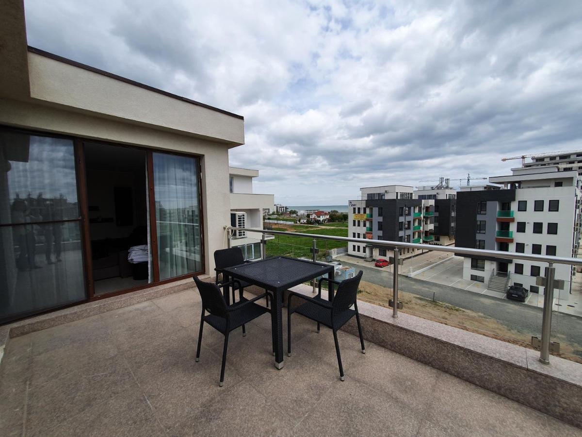 Aquazure Studio Residence Navodari Luaran gambar