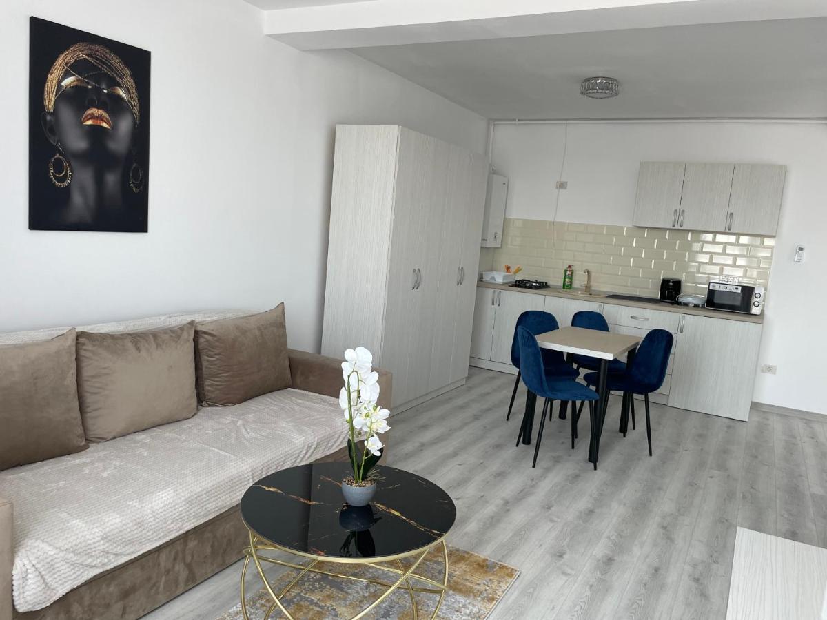 Aquazure Studio Residence Navodari Luaran gambar