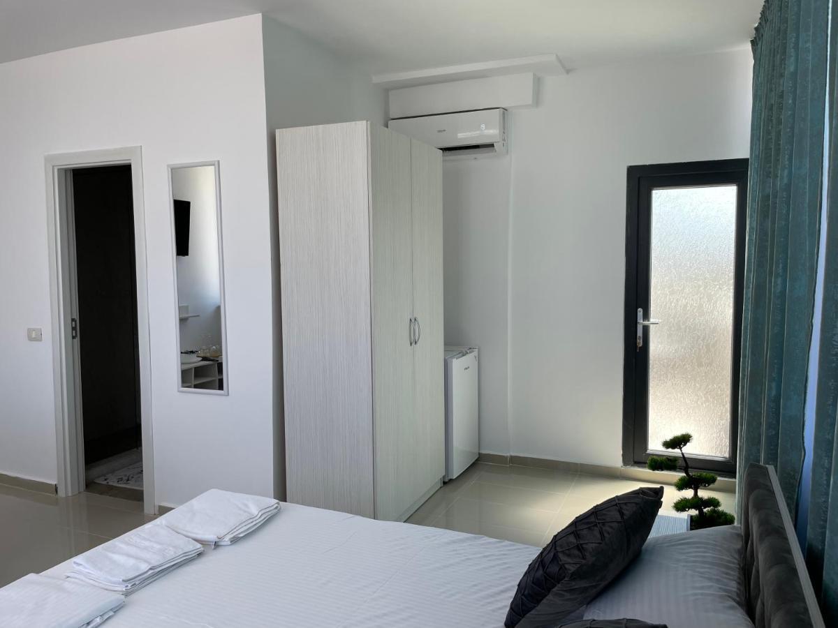 Aquazure Studio Residence Navodari Luaran gambar