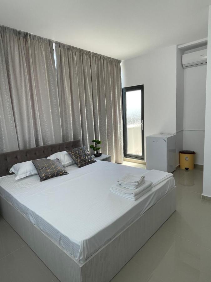 Aquazure Studio Residence Navodari Luaran gambar