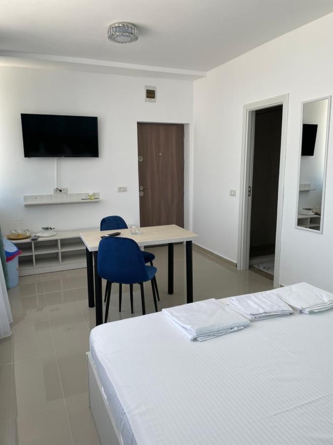 Aquazure Studio Residence Navodari Luaran gambar