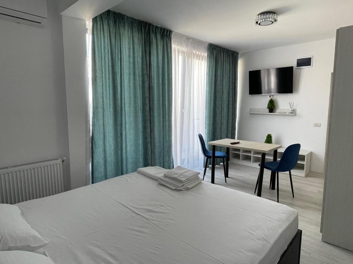 Aquazure Studio Residence Navodari Luaran gambar
