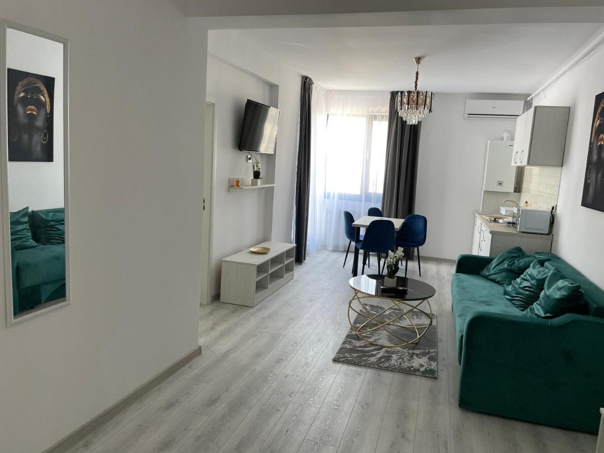 Aquazure Studio Residence Navodari Luaran gambar